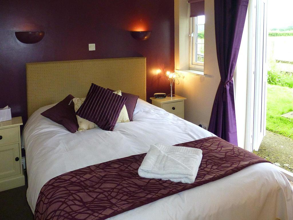 The Peacock Country Inn Chinnor Εξωτερικό φωτογραφία
