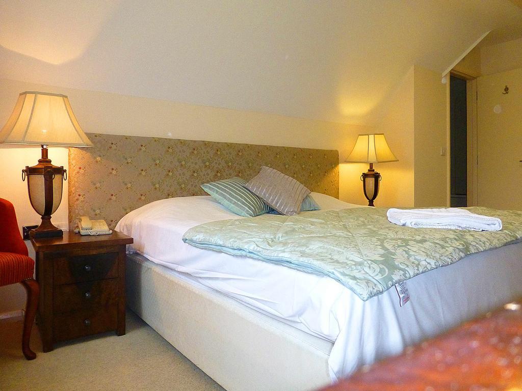 The Peacock Country Inn Chinnor Εξωτερικό φωτογραφία